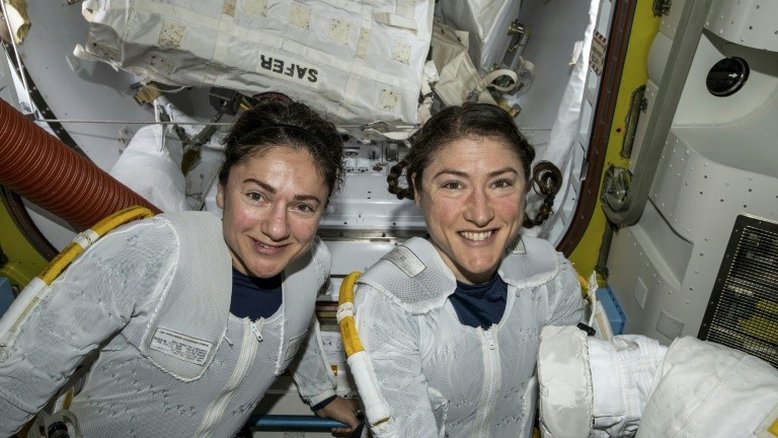 Caminhar na Lua, o próximo sonho das astronautas da Estação Espacial Internacional