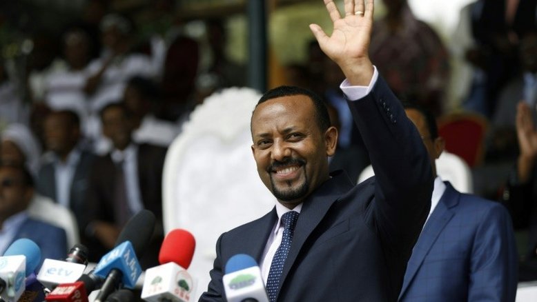 Paz histórica entre Etiópia e Eritreia após décadas de hostilidade