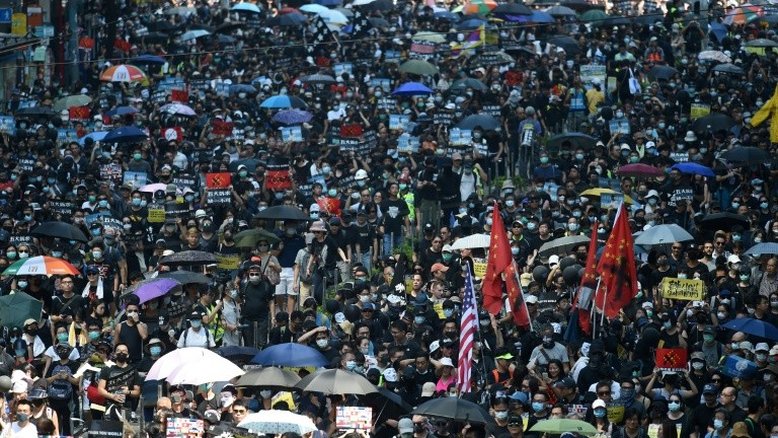 "Dia de Dor" em Hong Kong com novas manifestações contra Pequim