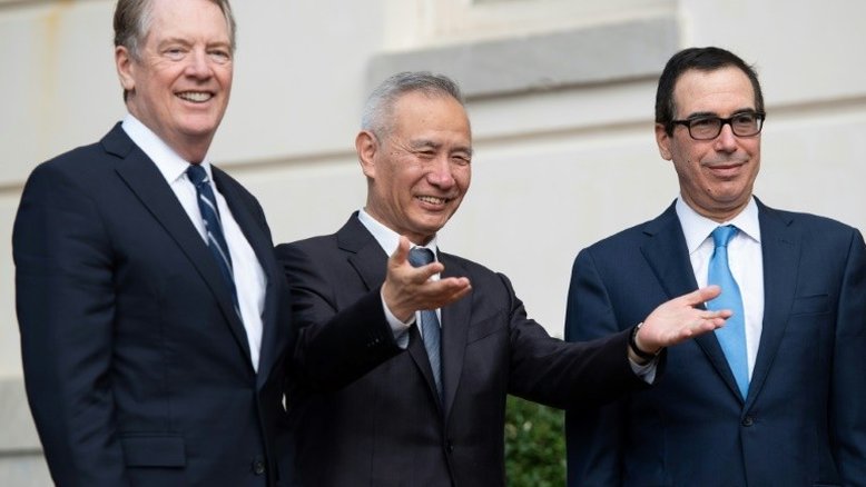 EUA e China retomam negociação comercial em clima de ceticismo