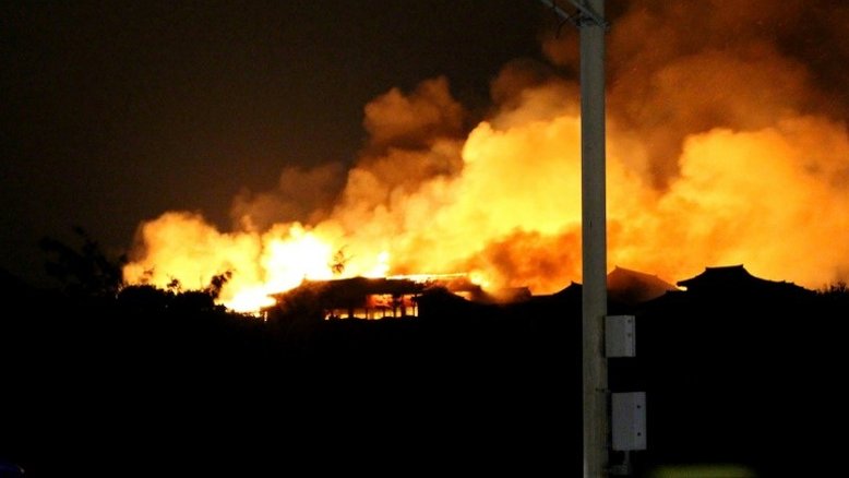 Incêndio destrói castelo japonês considerado Patrimônio Mundial