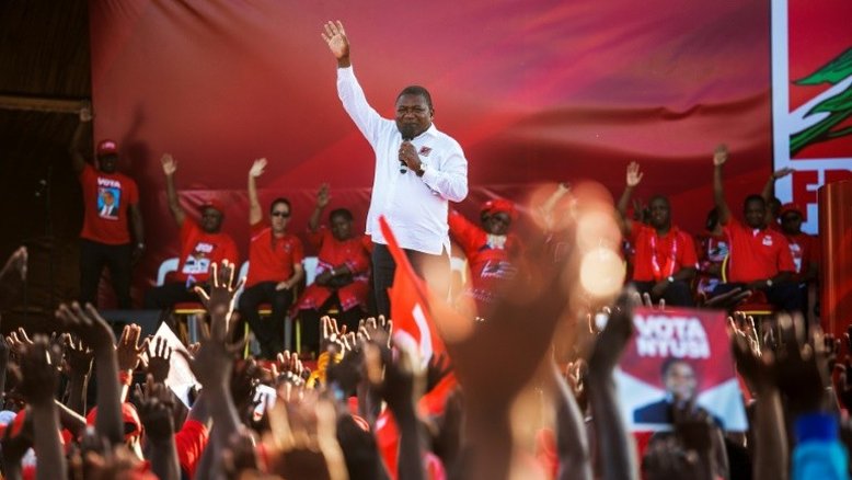 Moçambique tem eleições gerais em clima tenso