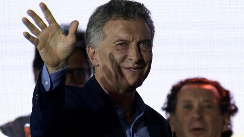 Macri cumprimenta Fernández pela eleição à Presidência da Argentina