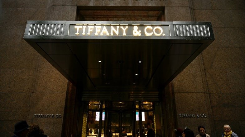 LVMH anuncia negociações preliminares para adquirir a Tiffany