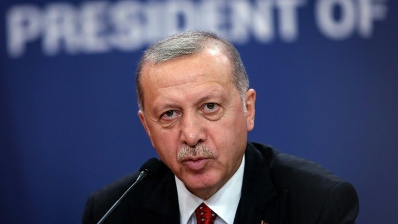 Erdogan diz que Turquia impedirá saída dos combatentes do EI da Síria