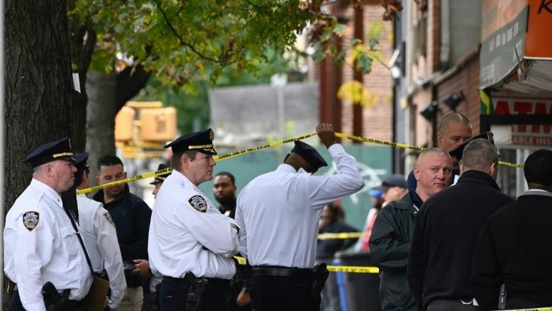 Tiroteio em NY tem pelo menos quatro mortos e três feridos