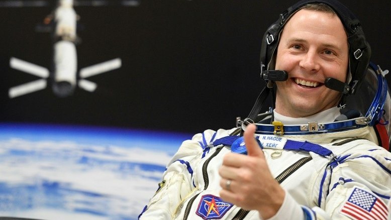 Putin condecora astronauta americano