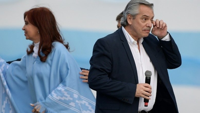 Tem início votação para eleição presidencial na Argentina 