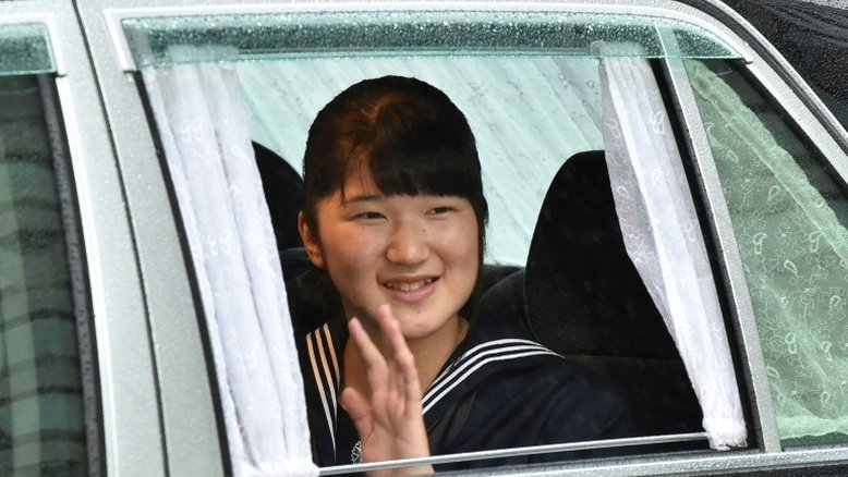 Mais de 80% dos japoneses apoiam a ideia de uma mulher no trono imperial