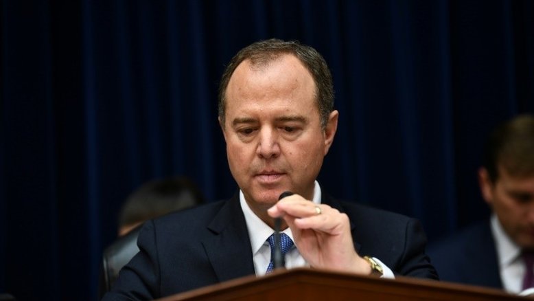 Adam Schiff, o democrata que dirige a investigação contra Trump