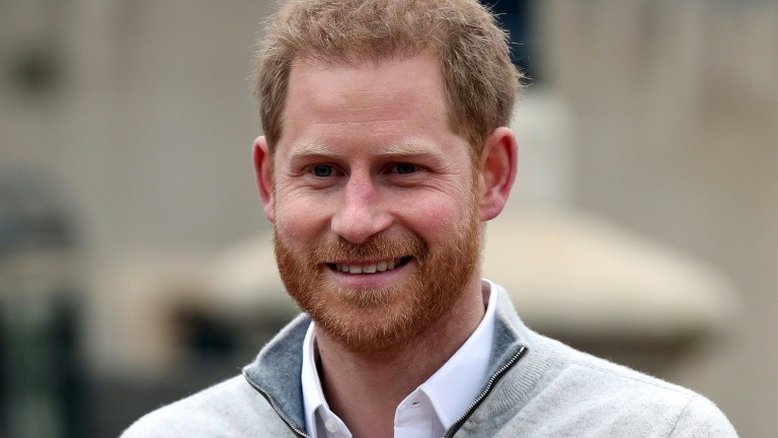 Guerra aberta do príncipe Harry e Meghan contra jornais por escutas telefônicas
