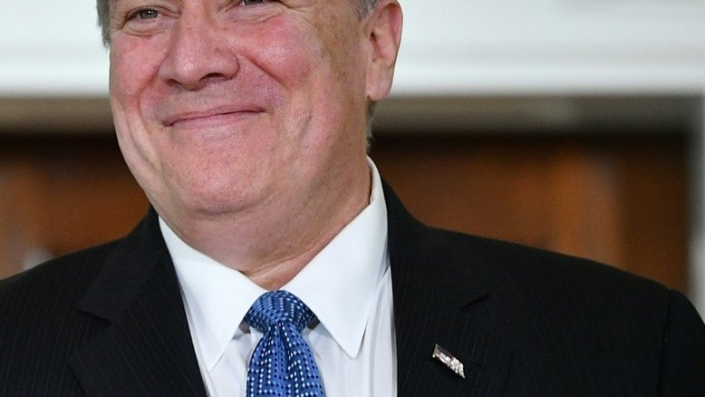 Pompeo acusa democratas de 'perseguição' a Trump