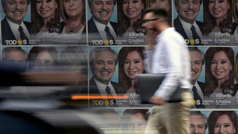 Candidatos à presidência argentina se enfrentam em debate neste domingo