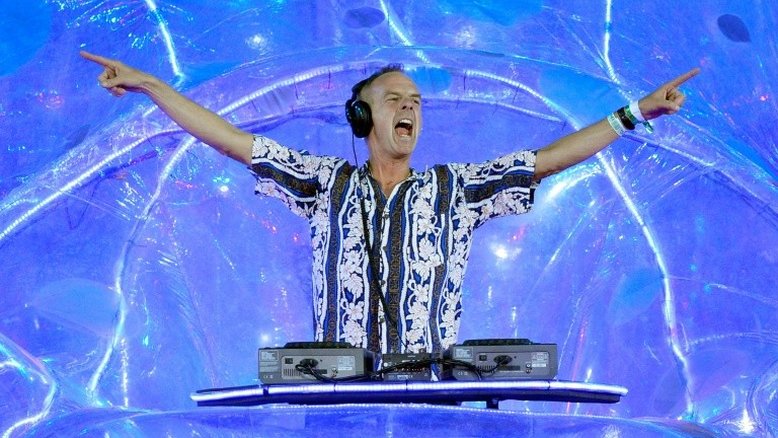 DJ Fatboy Slim presta homenagem a Greta Thunberg