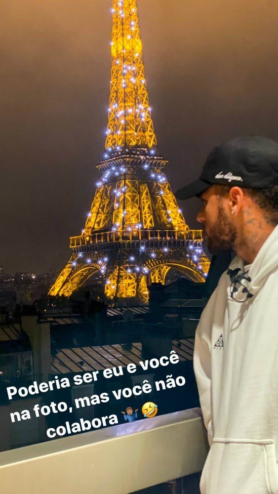 Neymar posa com Torre Eiffel e deixa suposta indireta: "Poderia ser eu e você" 4 Neymar posa com Torre Eiffel e deixa suposta indireta: "Poderia ser eu e você"