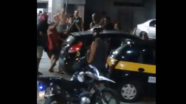 Vídeo: torcedores do Vasco são espancados na Baixada Fluminense