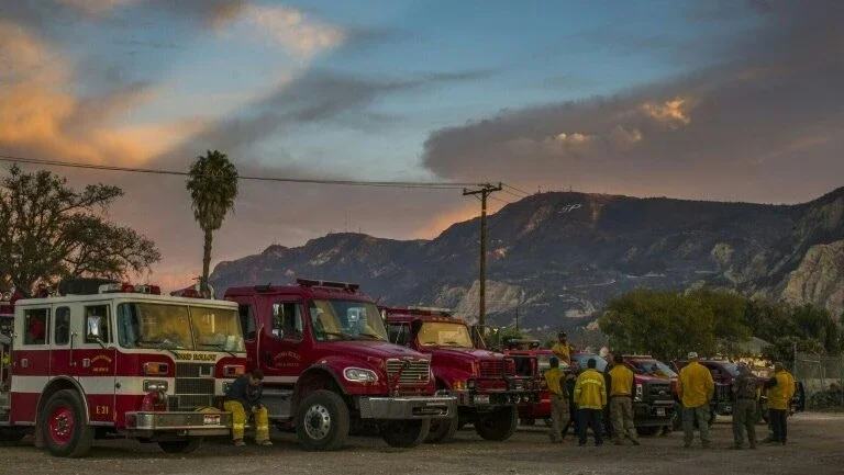 Trump faz nova ameaça de privar Califórnia de ajuda federal para incêndios