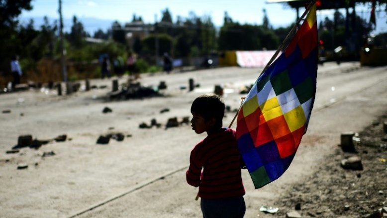 Repressão em Cochabamba gera revolta contra governo interino boliviano