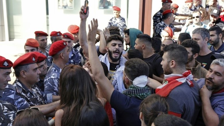 Líbano comemora nascimento da República em plena contestação popular