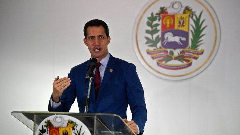 Guaidó mobiliza partidários tentando voltar as ruas contra Maduro