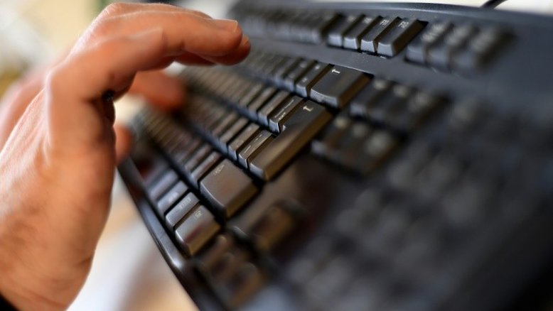 Rússia começa a aplicar polêmica lei de controle da internet