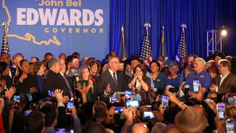 Louisiana reelege governador democrata em revés para Trump