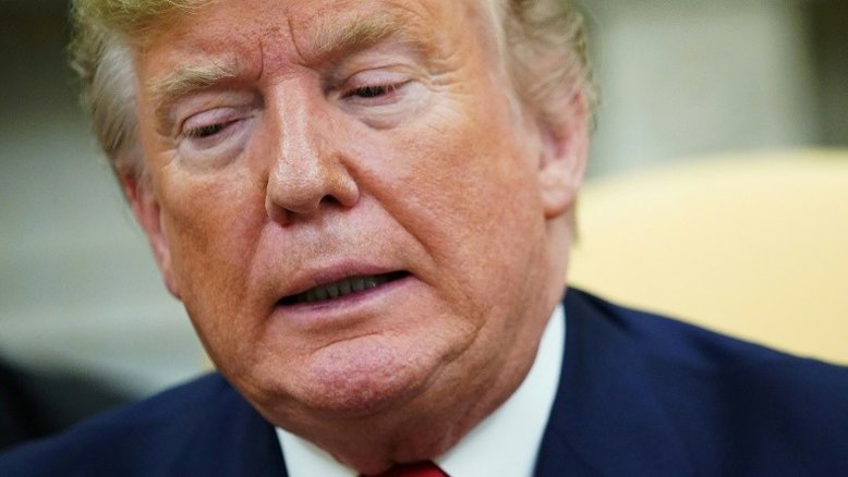 Trump considera depor em investigação sobre impeachment