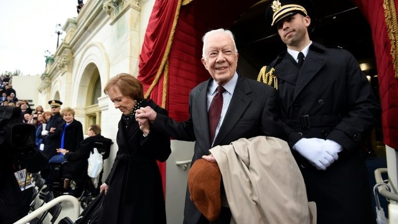 Jimmy Carter internado nos EUA para aliviar pressão no cérebro