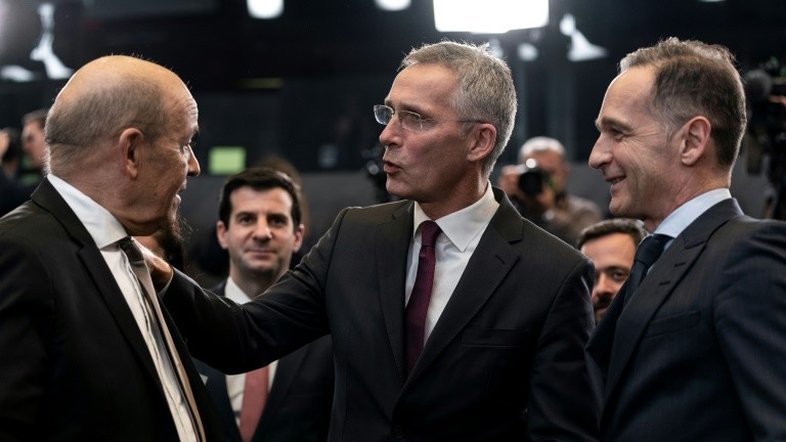 França e Alemanha tentam melhorar o clima na Otan após críticas de Macron