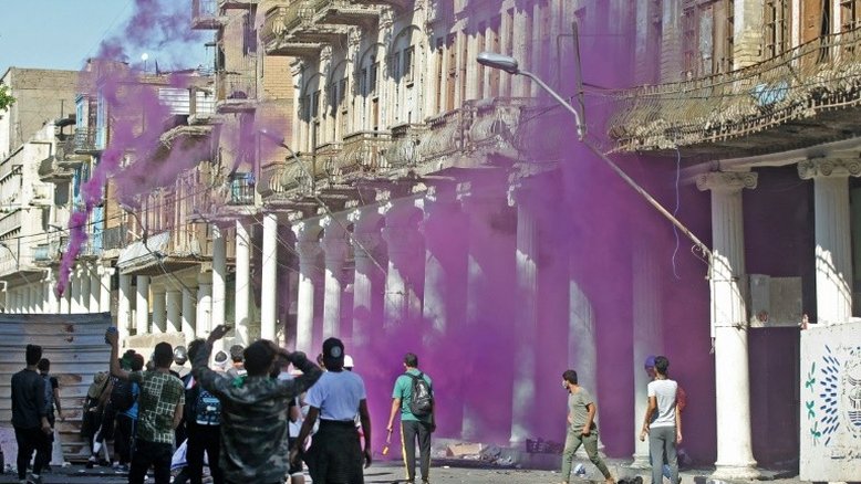 Violentos protestos entram em sua terceira semana no Iraque
