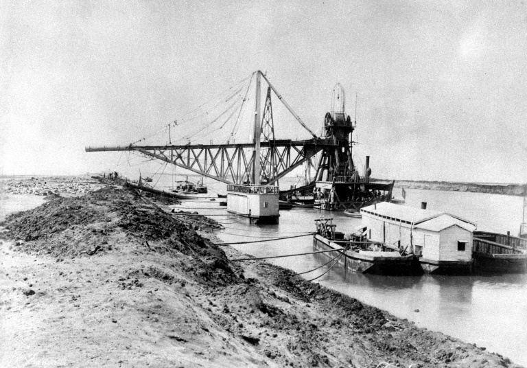 Em seus 150 anos, o Canal de Suez não parou de crescer