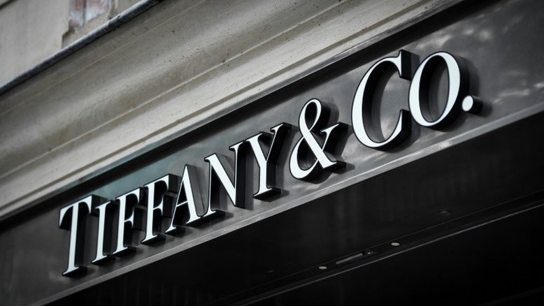 LVMH aumenta oferta para adquirir Tiffany em mais de um bilhão de dólares