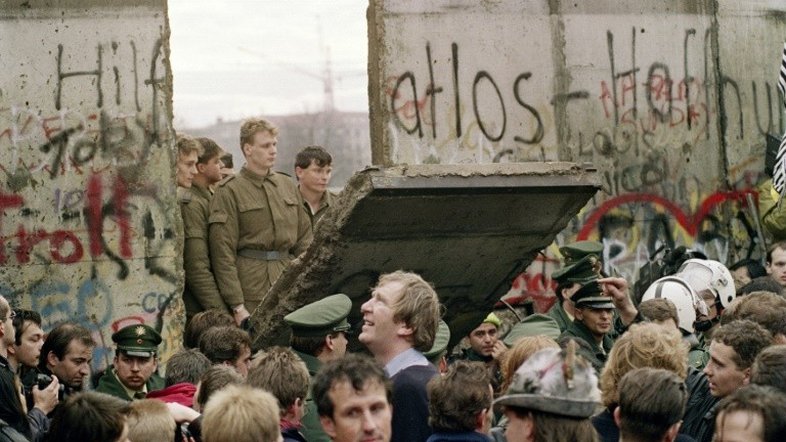9 de novembro de 1989: o dia que um muro caiu e o mundo mudou
