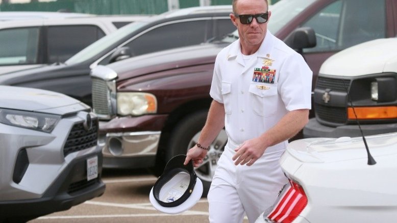 Trump indulta militares acusados de crimes de guerra