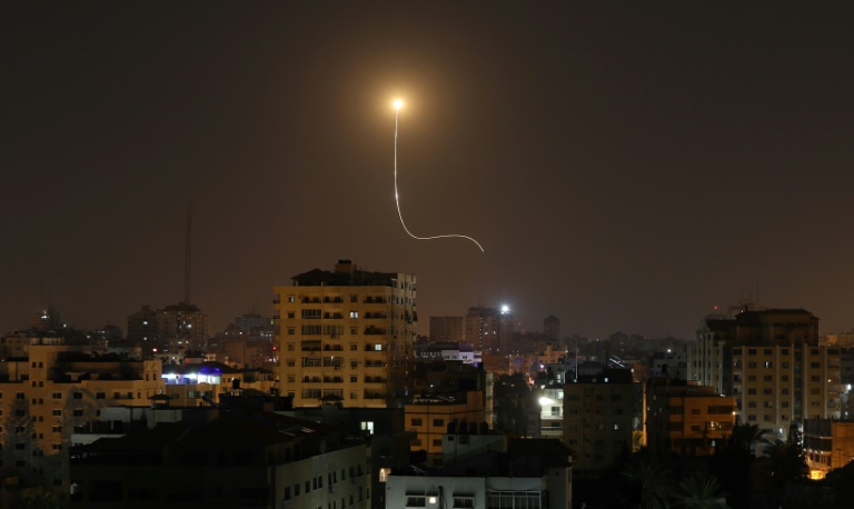 Exército israelense volta a bombardear Faixa de Gaza