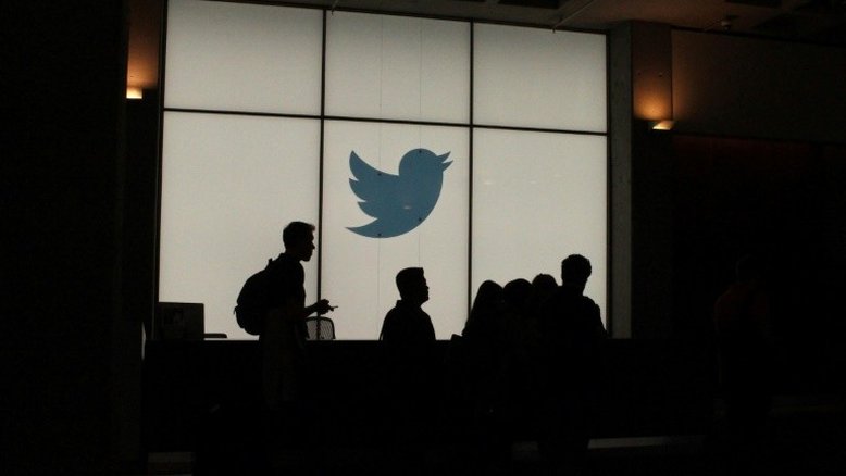 EUA denuncia ex-funcionários do Twitter por espionarem para sauditas