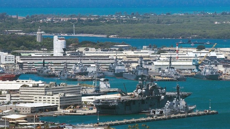 Tiroteio na base naval de Pearl Harbor deixa dois mortos