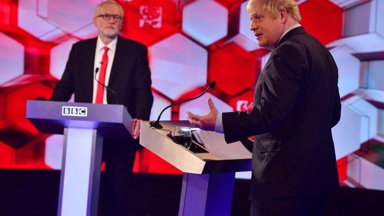 Campanha eleitoral britânica é disputada sem controle nas redes sociais