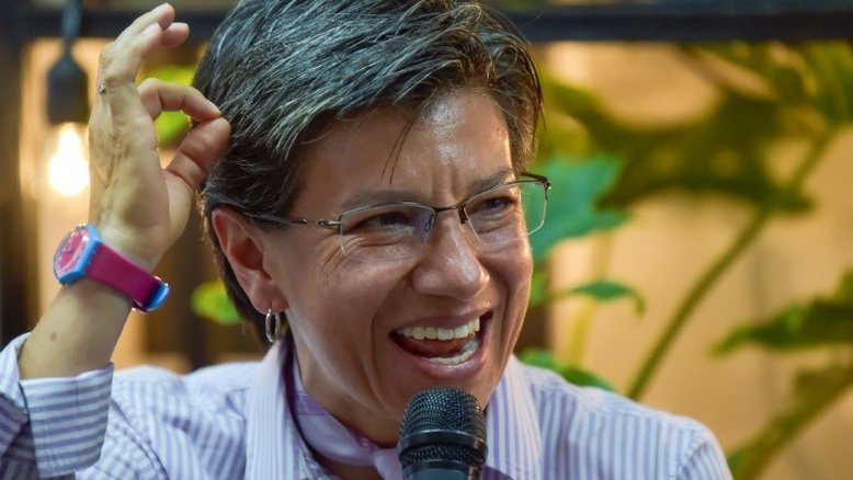 Prefeita de Bogotá se casa com senadora