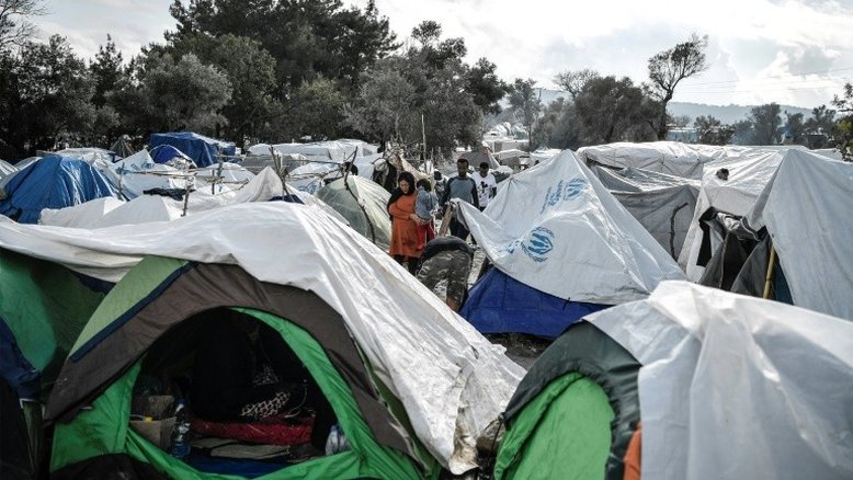 França receberá 400 migrantes que estão na Grécia