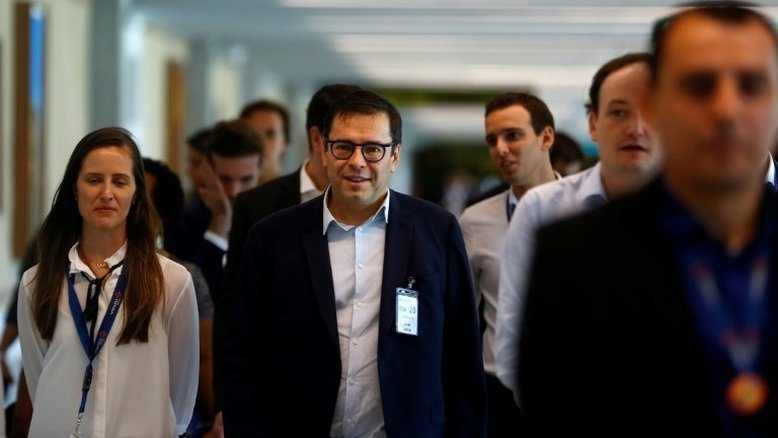 Grupo francês Vinci inaugura aeroporto em Salvador