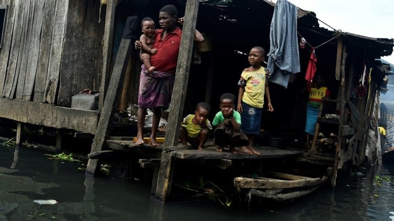 África ainda busca um modelo de desenvolvimento após 60 anos de independência