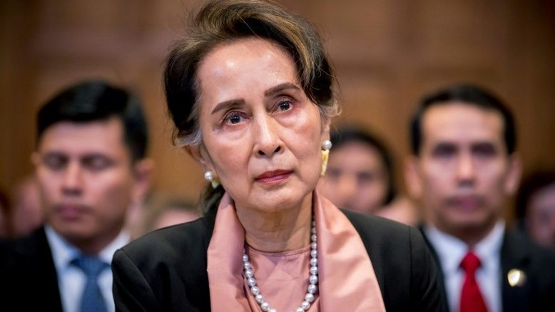 Aung San Suu Kyi nega tentativa de genocídio contra rohingyas