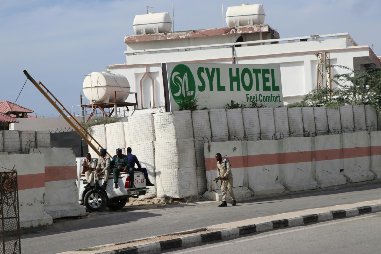 Ataque jihadistas a hotel na Somália deixa cinco mortos