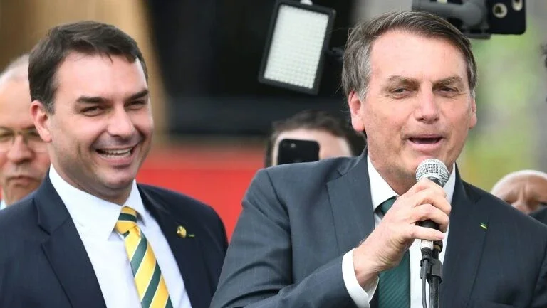 Eleitores mortos em lista de partido de Bolsonaro foram 