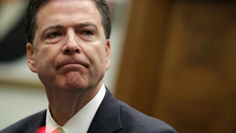 Comey admite 'negligência real' em solicitação do FBI para monitorar ex-consultor de Trump