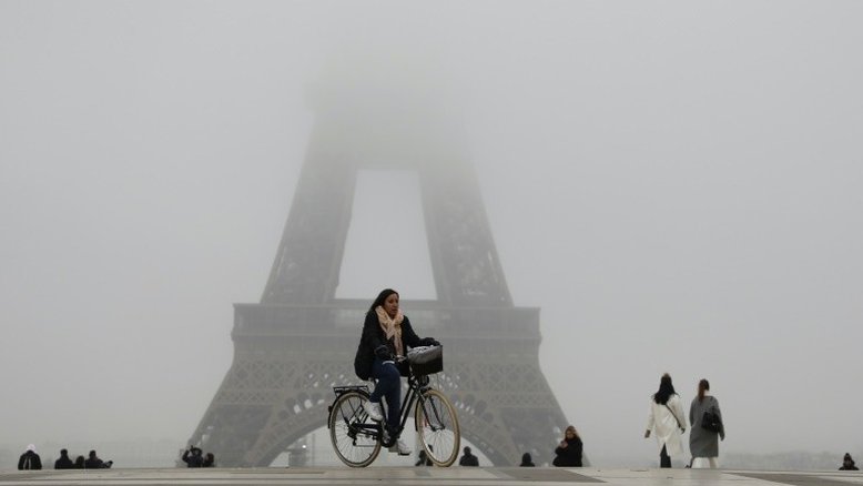 Torre Eiffel e vários museus fechados por conta da greve na França