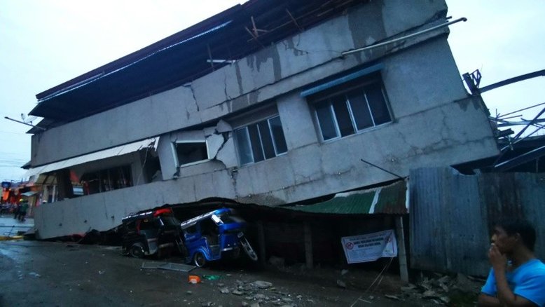 Terremoto nas Filipinas mata criança e fere dezenas
