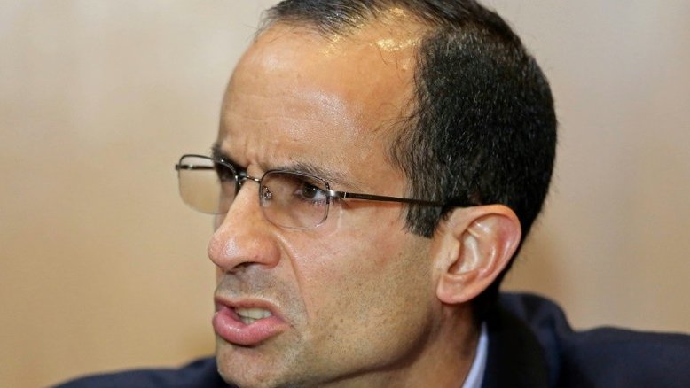 No centro de escândalo de corrupção, Odebrecht demite seu ex-presidente