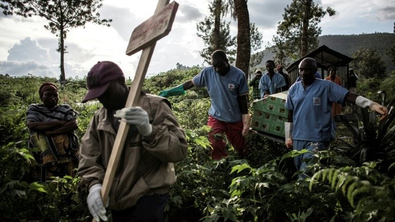 Ebola matou 2.231 pessoas na RDC desde agosto de 2018